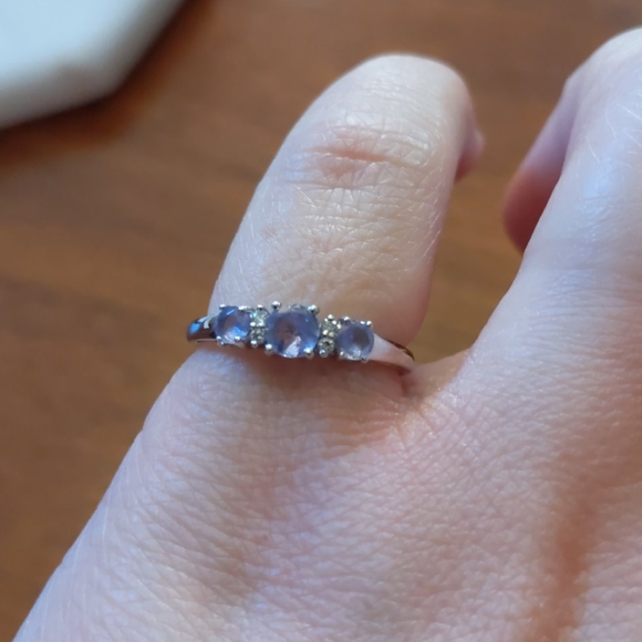 Tanzanite & Diamond Ring - Picture 4 of 4